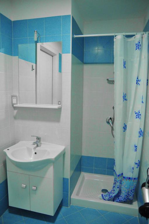B&B Ingiropernapoli المظهر الخارجي الصورة