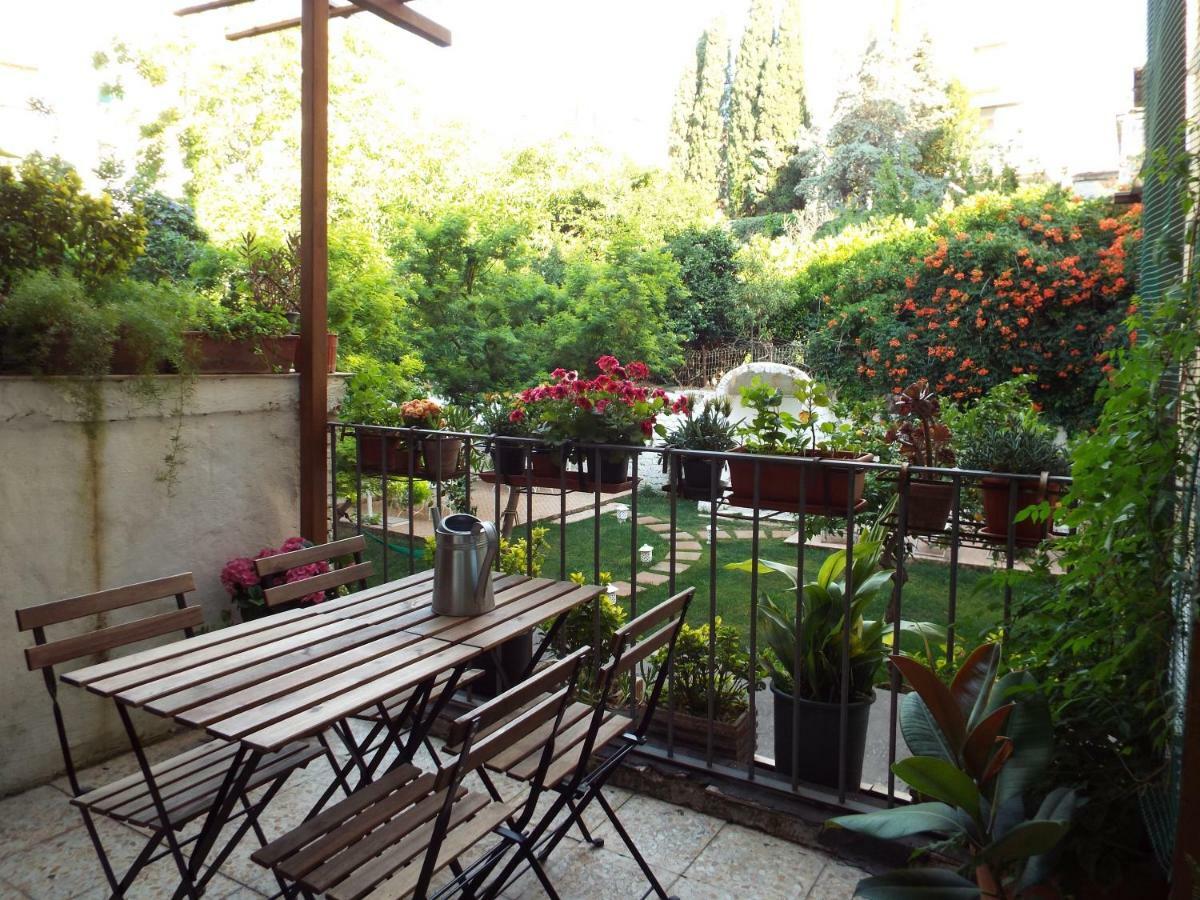 B&B Ingiropernapoli المظهر الخارجي الصورة